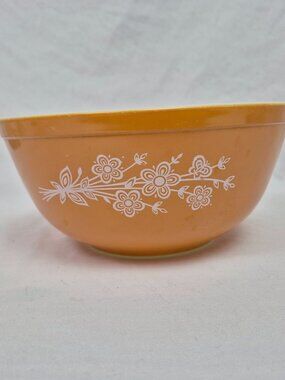 Pyrex Milk Glass Butterfly Flowers Mixing Bowl 2.5qt 403 Orange/White VINTAGE